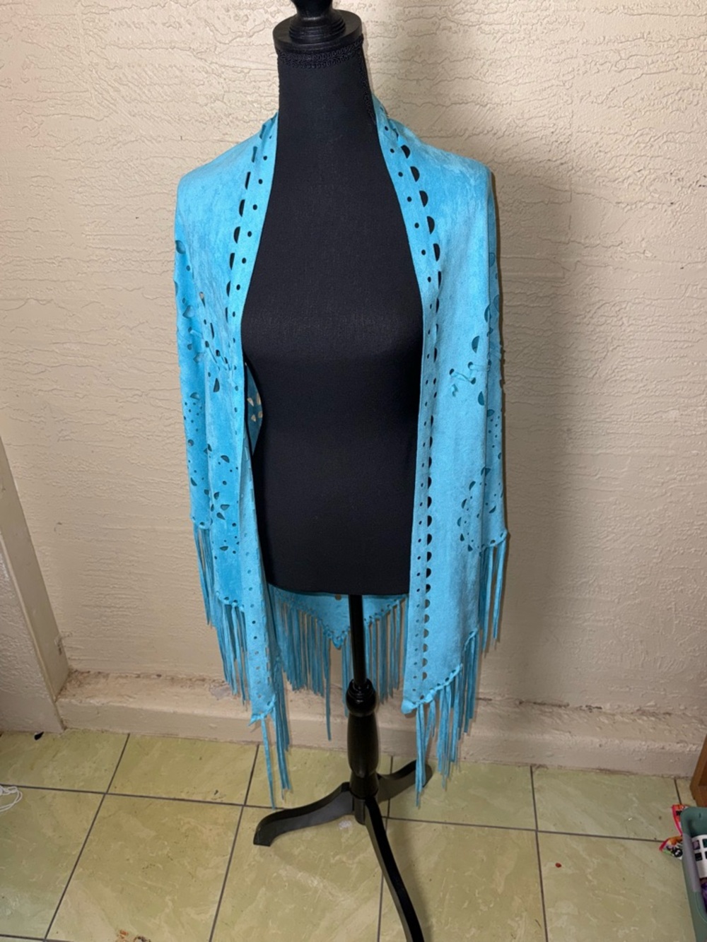 Alberto Makali Turquoise Cutout Fringe Shawl - Picture 2 of 7